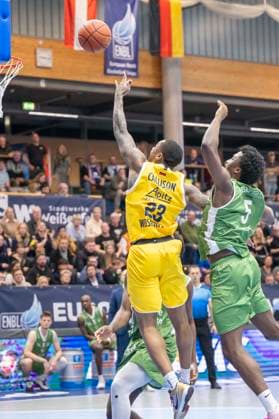 European North Basketball League, ENBL, 2025 2026 Syntainics MBC vs Hefte Helfen Bulls Kapfenberg Weissenfels, Germany 03 February 2026 In the picture from left Charles Callison Weissenfels and Taye Fields Kapfenberg Weissenfels Stadthalle Weissenfels Sachsen Anhalt Germany