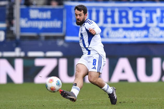 Fußball 2. Bundesliga 20. Spieltag VfL Bochum - FC Schalke 04 am 31.01.2026 im Vonovia Ruhrstadion in Bochum Amin Younes ( Schalke ) DFL regulations prohibit any use of photographs as image sequences and or quasi-video. *** Soccer 2 Bundesliga 20 Matchday VfL Bochum FC Schalke 04 on 31 01 2026 at Vonovia Ruhrstadion in Bochum Amin Younes Schalke DFL regulations prohibit any use of photographs as image sequences and or quasi video xRx