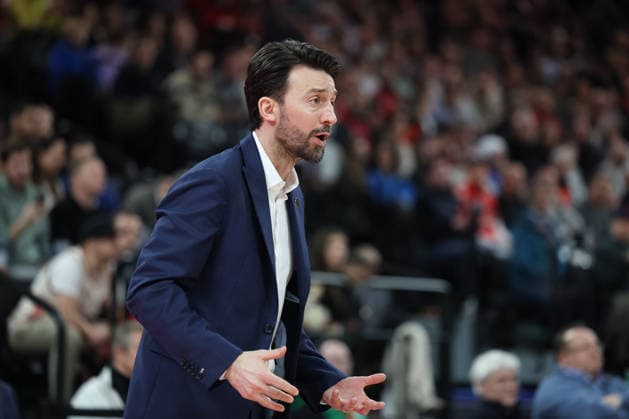 Francesco Tabellini Paris Basketball, Head Coach , GER, FC Bayern Basketball vs Paris Basketball, Basketball, Euroleague, Matchday 26, Season 2025 2026, 03 02 2026, GER, FC Bayern Basketball vs Paris Basketball, Basketball, Euroleague, Matchday 26, Season 2025 2026, 03 02 2026 Munich Copyright: xEibner-Pressefoto JennixMaulx EP_JML