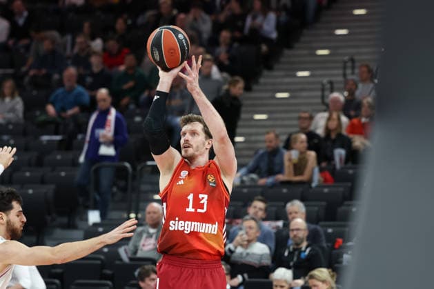 Andreas Obst FC Bayern Basketball, 13 on throw, GER, FC Bayern Basketball vs Paris Basketball, Basketball, Euroleague, Matchday 26, Season 2025 2026, 03 02 2026, GER, FC Bayern Basketball vs Paris Basketball, Basketball, Euroleague, Matchday 26, Season 2025 2026, 03 02 2026 Munich Copyright: xEibner-Pressefoto JennixMaulx EP_JML