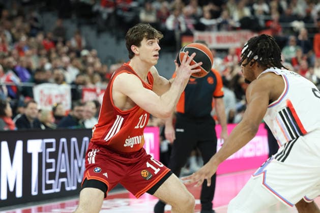 Justinian Jessup FC Bayern Basketball, 10 with Lamar Stevens Paris Basketball, 09 , GER, FC Bayern Basketball vs Paris Basketball, Basketball, Euroleague, Matchday 26, Season 2025 2026, 03 02 2026, GER, FC Bayern Basketball vs Paris Basketball, Basketball, Euroleague, Matchday 26, Season 2025 2026, 03 02 2026 Munich Copyright: xEibner-Pressefoto JennixMaulx EP_JML