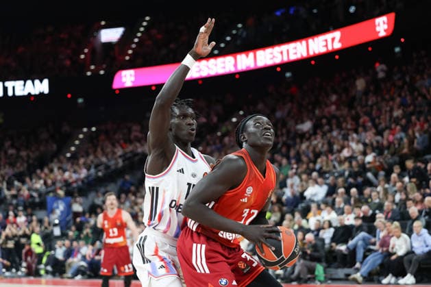 Wenyen Gabriel FC Bayern Basketball, 32 with Mouhamed Faye Paris Basketball, 15 , GER, FC Bayern Basketball vs Paris Basketball, Basketball, Euroleague, Matchday 26, Season 2025 2026, 03 02 2026, GER, FC Bayern Basketball vs Paris Basketball, Basketball, Euroleague, Matchday 26, Season 2025 2026, 03 02 2026 Munich Copyright: xEibner-Pressefoto JennixMaulx EP_JML