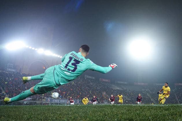 AC Milan s Christopher Nkunku goal 0-2 during the Serie A soccer match between Bologna and Milan at the Renato DallÕAra Stadium in Bologna, north Italy - Tuesday, February 3, 2026 -  Copyright: xMassimoxPaolone LaPressex