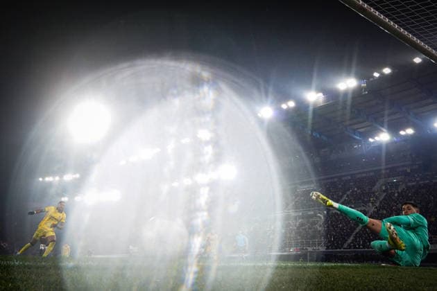 AC Milan s Christopher Nkunku goal 0-2 during the Serie A soccer match between Bologna and Milan at the Renato DallÕAra Stadium in Bologna, north Italy - Tuesday, February 3, 2026 -  Copyright: xMassimoxPaolone LaPressex