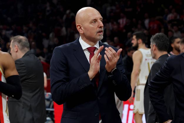 Crvena Zvezda v Hapoel, Euroleague basketball, season 2025 2026, round 26 Belgrade, Serbia. 3rd Feb, 2026. Crvena Zvezda s head coach Sasa Obradovic during Euroleague basketball match between Crvena Zvezda (Red Star) and Hapoel Tel Aviv on January 3. 2026. in Belgrade, Serbia. Belgrade Serbia Copyright: xPedjaxMilosavljevic STARSPORTx