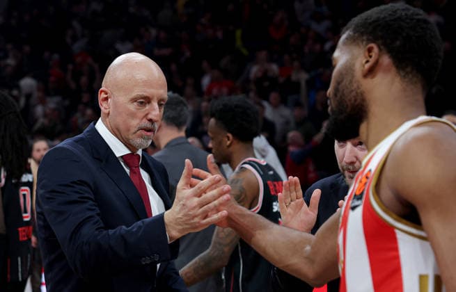 Crvena Zvezda v Hapoel, Euroleague basketball, season 2025 2026, round 26 Belgrade, Serbia. 3rd Feb, 2026. Crvena Zvezda s head coach Sasa Obradovic during Euroleague basketball match between Crvena Zvezda (Red Star) and Hapoel Tel Aviv on January 3. 2026. in Belgrade, Serbia. Belgrade Serbia Copyright: xPedjaxMilosavljevic STARSPORTx