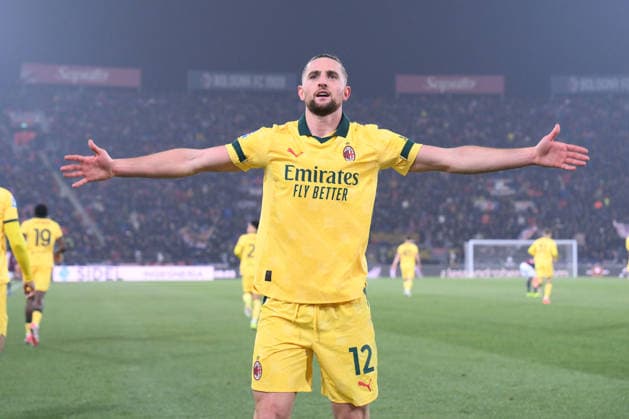 Foto IPP Luciano Adriani Bologna 03 02 2026 Campionato di calcio Serie A 2025 2026 Bologna-Milan Nella foto:Adrien Rabiot esulta verso la curva dei tifosi dopo il gol segnato Italy Photo Press - World Copyright Bologna italy Italia ITALY  Copyright: xR4924_italyphotopressx