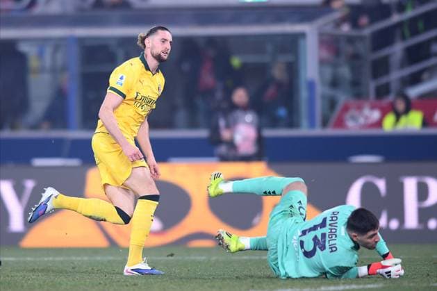 Foto IPP Luciano Adriani Bologna 03 02 2026 Campionato di calcio Serie A 2025 2026 Bologna-Milan Nella foto: il gol di Adrien Rabiot Italy Photo Press - World Copyright Bologna italy Italia ITALY  Copyright: xR4924_italyphotopressx