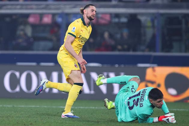 Adrien Rabiot of AC Milan scores the goal of 0-3 during the serie A match between Bologna FC and AC Milan at Renato dall™Ara stadium in Bologna (Italy), February 3, 2026. massimilianoxcarnabuci