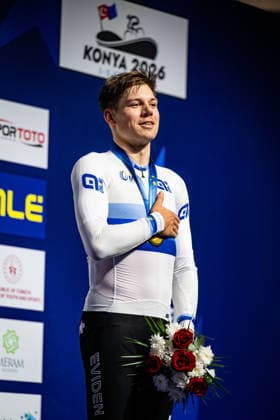 VOGEL Alex UEC Track Cycling European Championships Konya 2026 VOGEL Alex SUI Switzerland Winner First Place Award Ceremony Medal Ceremony Podium Portrait Portrait Portrait Event Event UEC Track Cycling European Championships 2026 Category Category Cycling Track Cycling European Championships Location Location Asia Türkiye Konya Discipline Scratch Category Elite Men Distance 10 km Date Date 03 02 2026 Tuesday Day 3