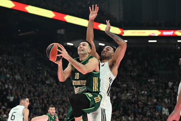 EuroLeague Basketball, Panathinaikos AKTOR Athens vs Real Madrid - Kostas Sloukas, 10 of Panathinaikos AKTOR Athens in action during the Euroleague regular season basketball match between Panathinaikos AKTOR Athens and Real Madrid at Telekom Center Athens on February 3, 2026 in Athens, Greece. ATHENS Greece Copyright: xOnexInchxProductionsx 6836795