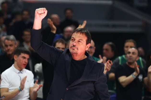 EuroLeague Basketball, Panathinaikos AKTOR Athens vs Real Madrid - Ergin Ataman, Head Coach of Panathinaikos AKTOR Athens react during the Euroleague regular season basketball match between Panathinaikos AKTOR Athens and Real Madrid at Telekom Center Athens on February 3, 2026 in Athens, Greece. ATHENS Greece Copyright: xOnexInchxProductionsx 6836611