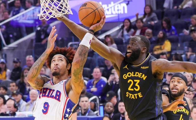 (260204) -- SAN FRANCISCO, Feb. 4, 2026 -- Kelly Oubre Jr. (L) of Philadelphia 76ers competes during the 2025-2026 NBA, Basketball Herren, USA regular season basketball game between Golden State Warriors and Philadelphia 76ers in San Francisco, the United States, Feb. 3, 2026. (Photo by Xinhua) (SP)U.S.-SAN FRANCISCO-BASKETBALL-NBA-WARRIORS VS 76ERS ArthurxDong 