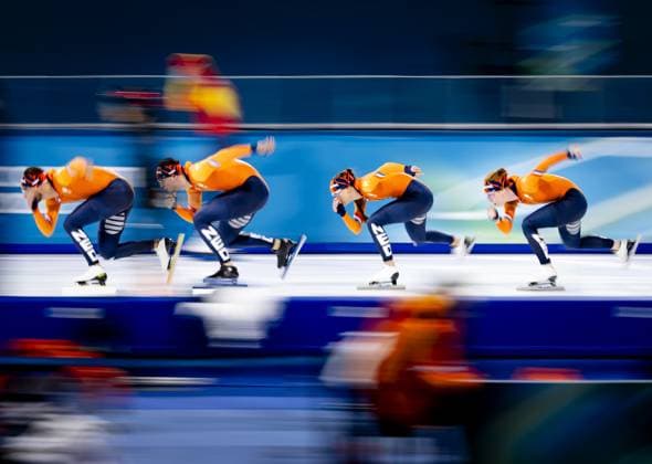MILAN - Kjeld Nuis, Jenning de Bol, Femke Kok, and Antoinette Rijpma-de Jong during a training session at the Milano Speed skating, Eisschnelllauf Stadium. The speed skaters are preparing for their participation in the Winter Olympics. SEM VAN DER WAL ANP xVIxANPxSportx xxANPxIVx 549616241 originalFilename: 549616241.jpg
