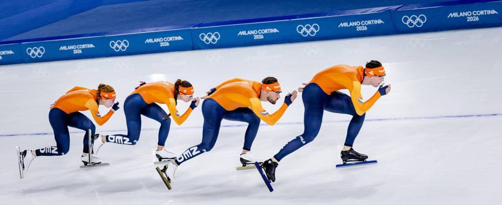 MILAN - Antoinette Rijpma-de Jong, Femke Kok, Kjeld Nuis, and Jenning de Boo during a training session at the Milano Speed skating, Eisschnelllauf Stadium. The speed skaters are preparing for their participation in the Winter Olympics. SEM VAN DER WAL ANP xVIxANPxSportx xxANPxIVx 549616288 originalFilename: 549616288.jpg