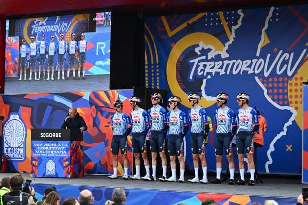 Tour of Valencia 2026 Stage 1 TORREBLANCA, SPAIN - FEBRUARY 04 : Evenepoel Remco (BEL) of Red Bull BORA Hansgrohe and teammates during stage 1 of the 77th edition of Volta a la Comunitat Valenciana an UCI ProSeries 2.Pro cycling road race stage for Men Elite of 162.2 km with start in Segorre and finish in Torreblanca on February 4, 2026 in Torreblanca, Spain, 04 02 2026 Torreblanca Spain  Copyright: xVincentxKalutx