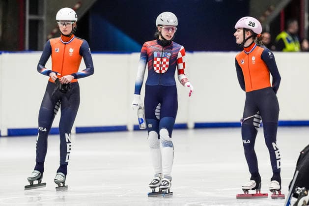 2026-02-04 - Milano Cortina 2026 Winter Olympics MILAN, ITALY - FEBRUARY 4: Selma Poutsma of Netherlands, Valentina Ascic of Croatia, Zoe Florence Deltrap of Netherlands during a training before the Milano Cortina 2026 Winter Olympics at the Milano Ice Skating Arena on February 4, 2026 in Milan, Italy Milan Milano Ice Skating Arena Italy Content not available for redistribution in The Netherlands directly or indirectly through any third parties. Copyright: xAndrexWeeningx