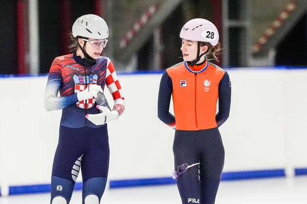 2026-02-04 - Milano Cortina 2026 Winter Olympics MILAN, ITALY - FEBRUARY 4: Valentina Ascic of Croatia, Zoe Florence Deltrap of Netherlands during a training before the Milano Cortina 2026 Winter Olympics at the Milano Ice Skating Arena on February 4, 2026 in Milan, Italy Milan Milano Ice Skating Arena Italy Content not available for redistribution in The Netherlands directly or indirectly through any third parties. Copyright: xAndrexWeeningx