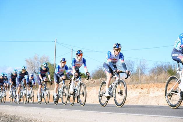 Belgian Remco Evenepoel (C) and his teammates of Red Bull-BORA-hansgrohe pictured in action at stage 1 of the 2026 Volta Comunitat Valenciana, Tour of Valencia cycling race, from Segorre to Torreblanca (162,2km), on Wednesday 04 February 2026 in Spain. The race takes place from 4 to 8 February and runs through the three provinces of the Valencian Community. JOMAxGARCIA  x161016467x