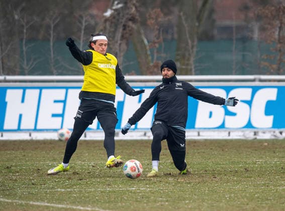 Soccer, Men, Season 2025 26, 2 Bundesliga, Hertha BSC, Training, f l Fabian Reese Hertha BSC , Kevin Sessa Hertha BSC , 04 02 2026, Copyright: xSebastianxRäppold MatthiasxKochx