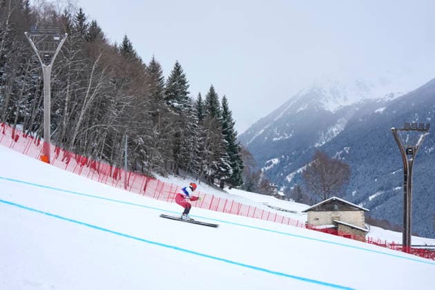 (260204) -- BORMIO, Feb. 4, 2026 -- Elvis Opmanis of Latvia takes part in the alpine skiing men s downhill first official training ahead of the 2026 Milan-Cortina Winter Olympics, in Bormio, Italy, Feb. 4, 2026. ) (MICO2026)ITALY-BORMIO-OLYMPIC Winter games, Winterspiele,Spiele, Summer games ALPINE SKIING-MEN S DOWNHILL-TRAINING HuxHuhu 