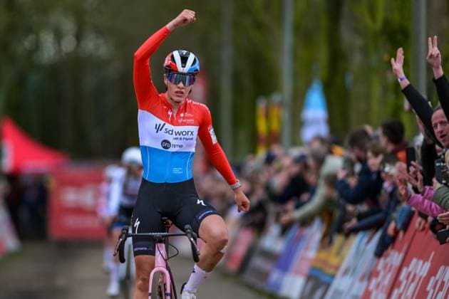 Luxembourgian Marie Schreiber celebrates as she crosses the finish line to win the women s elite race of the Parkcross cyclocross cycling event, race 6 7 in the Exact Cross competition, Wednesday 04 February 2026 in Maldegem. DAVIDxPINTENS  x161036688x