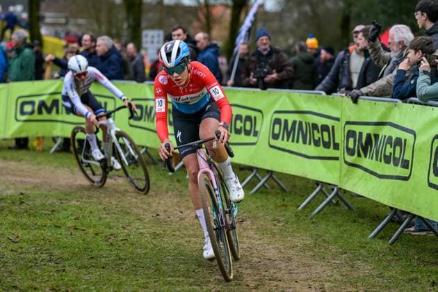 Luxembourgian Marie Schreiber pictured in action during the women s elite race of the Parkcross cyclocross cycling event, race 6 7 in the Exact Cross competition, Wednesday 04 February 2026 in Maldegem. DAVIDxPINTENS  x161036719x