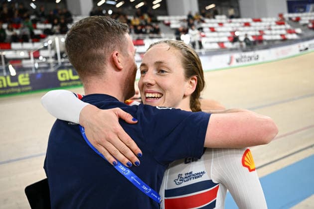 2026 UEC Track Elite European Championships Picture by Olly Hassell SWpix.com - 04 02 2026 - Cycling - 2026 UEC Track Elite European Championships - Konya Velodrome, Konya, Türkiye - Women™s Individual Pursuit - For Gold - Josie Knight (Great Britain) Wins the Women™s Individual Pursuit to become European Champion Konya Konya Velodrome Türkiye Copyright: x xSWpix.comx(t axPhotographyxHubxLtd)xOllyxHassell SWpix.comx SWP-3177-0823