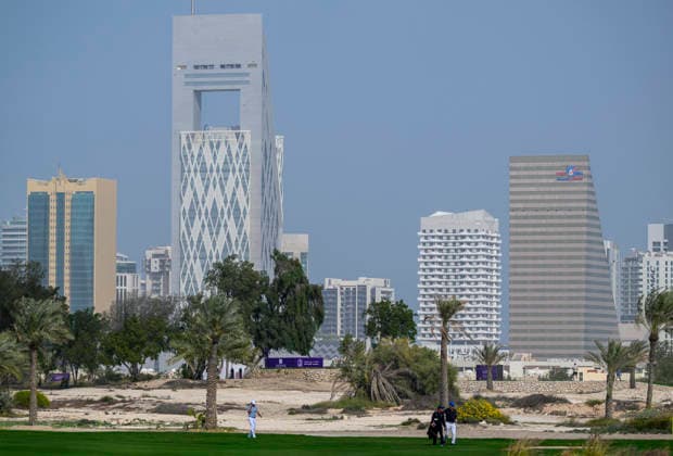 Qatar Masters 2026 - Previews Participants play during the pro-am ahead of the Qatar Masters at the Doha Golf Club in Doha, Qatar, February 4, 2026. DOHA Qatar Copyright: xNOUSHADx