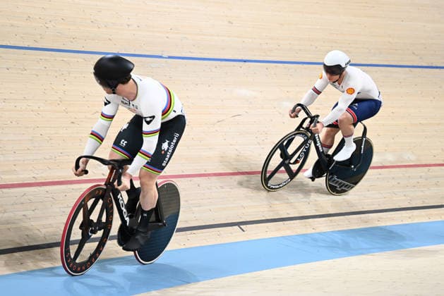 2026 UEC Track Elite European Championships Picture by Olly Hassell SWpix.com - 04 02 2026 - Cycling - 2026 UEC Track Elite European Championships - Konya Velodrome, Konya, Türkiye - Men™s Sprint - For Gold - Matthew Richardson (Great Britain) Konya Konya Velodrome Türkiye Copyright: x xSWpix.comx(t axPhotographyxHubxLtd)xOllyxHassell SWpix.comx SWP-3177-0878