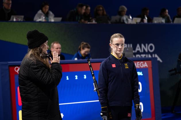 260204 Isabella Wrana of Sweden during a break due to an electric outage in a round robin mixed doubles curling match between Sweden and South Korea during day -2 of the 2026 Winter Olympics on February 4, 2026 in Cortina. Photo: Mathias Bergeld BILDBYRAN kod MB MB1305 curling Olympic Games, Olympische Spiele, Olympia, OS olympics winter olympics os ol olympiska spel vinter-os olympiske leker milano cortina 2026 milan cortina 2026 milano cortina 2026 olympic games milano cortina 2026 winter olympic games milano cortina-os milano cortina-ol vinter-ol -2 bbeng round robin *** 260204 Isabella Wrana of Sweden during a break due to an electric outage in a round robin mixed doubles curling match between Sweden and South Korea during day 2 of the 2026 Winter Olympics on February 4, 2026 in Cortina Photo Mathias Bergeld BILDBYRAN kod MB MB1305 curling olympic games olympics winter olympics os ol olympiska spel vinter os olympiske leker milano cortina 2026 milan cortina 2026 milano cortina 2026 olympic games milano cortina 2026 winter olympic games milano cortina os milano cortina ol vinter ol 2 bbeng round robin  Copyright: MATHIASxBERGELD BB260204MB080