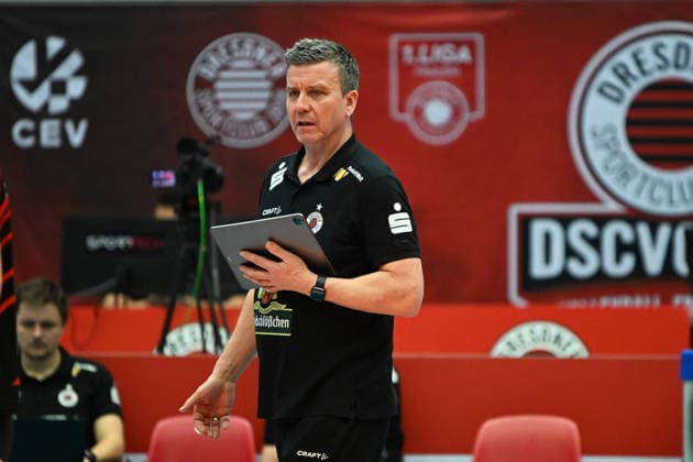Alexander Waibl Head Coach Dresdner SC Dresdner SC vs Ankara Zeren Spor Kuluebue, CEV Volleyball Champions League, 2025 2026 season, 04 02 2026 Dresdner SC vs Ankara Zeren Spor Kuluebue, CEV Volleyball Champions League, 2025 2026 season, 04 02 2026 Dresden Copyright: xEibner-Pressefoto xHoepnerx EP_PHR