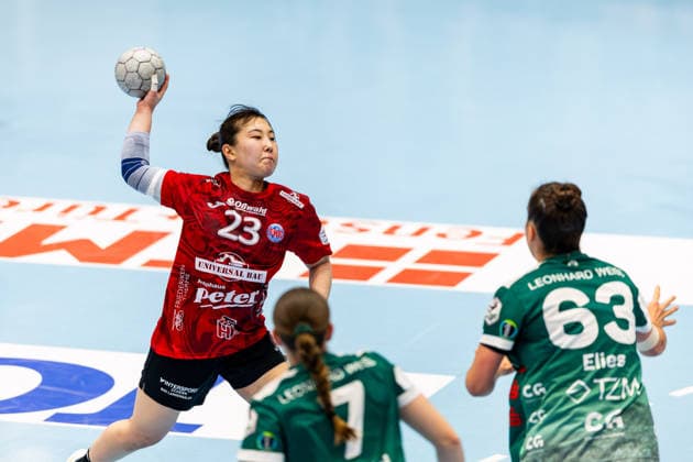 04 02 2026, GER, Handball, Women, Season 2025 2026, Alsco 1 Bl, 16 Matchday, Thueringer HC Frisch Auf Goeppingen Natsuki Aizawa Thueringer HC,23 , Lea Watzl Frisch Auf Goeppingen , Stephanie Elies Frisch Auf Goeppingen 99947 Bad Langensalza Salza Halle Sporthalle Mehrz Thüringen Germany