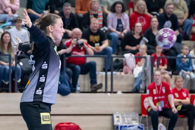 Handball Bundesliga Women,HBF, Season 2025 2026 SV Union Halle Neustadt vs Borussia Dortmund Halle, Germany 04 February 2026 In the picture Goalkeeper Nicola Czaja Halle Halle Saale SWH Arena Sachsen Anhalt Germany