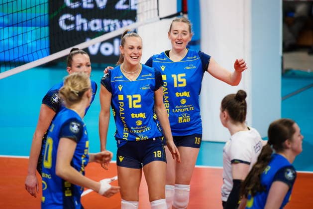 2026.02.04 Rzeszow Siatkowka, Liga Mistrzyn 2026 DevelopRes Rzeszow - SSC Palmberg Schwerin N z Hannah Kohn Mia Kirchhoff Foto Marta Badowska PressFocus 2026.02.04 Rzeszow Volleyball, CEV Champions League Volley 2026 Women Hannah Kohn Mia Kirchhoff Credit: Marta Badowska PressFocus NEWSPIX.PL --- newspix.pl POLAND OUT! 