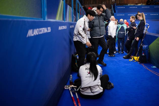 260204 Rasmus Wrana and Isabella Wrana of Sweden after a round robin mixed doubles curling match between Sweden and South Korea during day -2 of the 2026 Winter Olympics on February 4, 2026 in Cortina. Photo: Mathias Bergeld BILDBYRAN kod MB MB1305 curling Olympic Games, Olympische Spiele, Olympia, OS olympics winter olympics os ol olympiska spel vinter-os olympiske leker milano cortina 2026 milan cortina 2026 milano cortina 2026 olympic games milano cortina 2026 winter olympic games milano cortina-os milano cortina-ol vinter-ol -2 bbeng round robin *** 260204 Rasmus Wrana and Isabella Wrana of Sweden after a round robin mixed doubles curling match between Sweden and South Korea during day 2 of the 2026 Winter Olympics on February 4, 2026 in Cortina Photo Mathias Bergeld BILDBYRAN kod MB MB1305 curling olympic games olympics winter olympics os ol olympiska spel vinter os olympiske leker milano cortina 2026 milan cortina 2026 milano cortina 2026 olympic games milano cortina 2026 winter olympic games milano cortina os milano cortina ol vinter ol 2 bbeng round robin  Copyright: MATHIASxBERGELD BB260204MB124