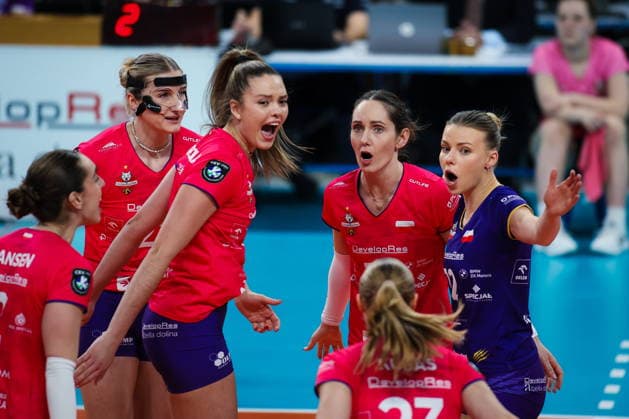 2026.02.04 Rzeszow Siatkowka, Liga Mistrzyn 2026 DevelopRes Rzeszow - SSC Palmberg Schwerin N z Dominika Pierzchala Katarzyna Wenerska Aleksandra Szczyglowska Foto Marta Badowska PressFocus 2026.02.04 Rzeszow Volleyball, CEV Champions League Volley 2026 Women Dominika Pierzchala Katarzyna Wenerska Aleksandra Szczyglowska Credit: Marta Badowska PressFocus NEWSPIX.PL --- newspix.pl POLAND OUT! 