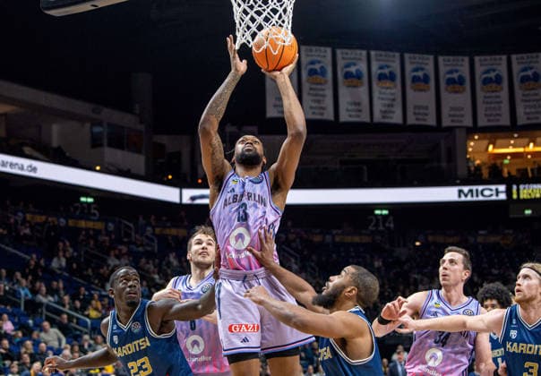 Basketball, Men, Season 2025 2026, Basketball Champions League Round of 16, Group J , Alba Berlin Karditsa Iaponiki, v l Damien Jefferson Karditsa , Malte Delow Alba , J wan Roberts Alba , Brandon Jefferson Karditsa , Justin Bean Alba , Noah Horchler Karditsa , 04 02 2026, Copyright: xSebastianxRäppold MatthiasxKochx