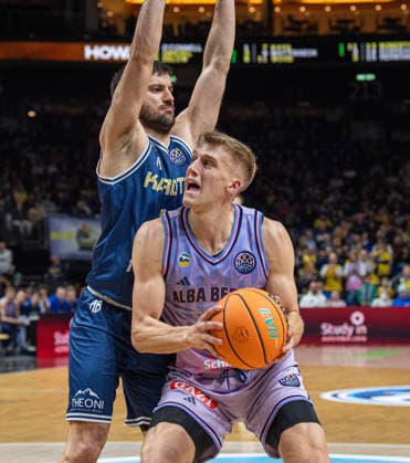 Basketball, Men, Season 2025 2026, Basketball Champions League Round of 16, Group J , Alba Berlin Karditsa Iaponiki, v l Nikolaos Diplaros Karditsa , Sam Griesel Alba , 04 02 2026, Copyright: xSebastianxRäppold MatthiasxKochx