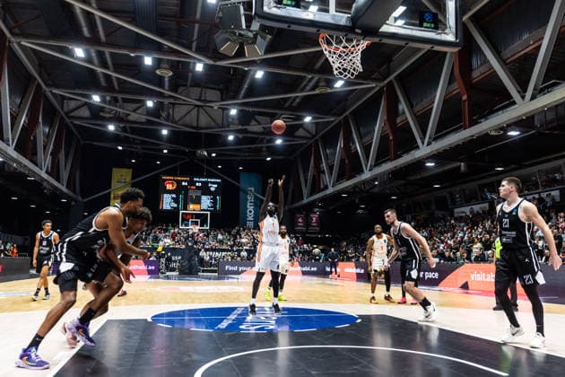 GER, BKT EuroCup, season 2025 2026, Niners Chemnitz Dolomiti Energia Trento 04 02 2026, Messe, Chemnitz, GER, BKT EuroCup, season 2025 2026, Niners Chemnitz Dolomiti Energia Trento Aher Uguak Niners Chemnitz, 1 at a free throw Photo Alexander Trienitz Chemnitz Messe Saxony Germany
