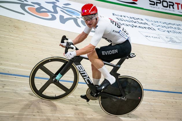 VOGEL Alex UEC Track Cycling European Championships Konya 2026 VOGEL Alex SUI Switzerland Landscape horizontal Landscape Event Event UEC Track Cycling European Championships 2026 Category Category Cycling Track Cycling European Championships Location Location Asia Türkiye Konya Discipline Omnium Category Elite Men Distance m Date Date 04 02 2026 Wednesday Day 4