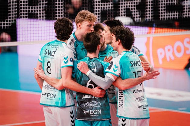 VBL SVG Lüneburg vs SWD powervolleys Düren, 04 02 205 SWD powervolleys Düren cheers together Volleyball Bundesliga SVG Lüneburg vs SWD powervolleys Düren on 04 02 2026 in the LKH Arena, Lüneburg Copyright: xBEAUTIFULxSPORTS Tonhäuserx