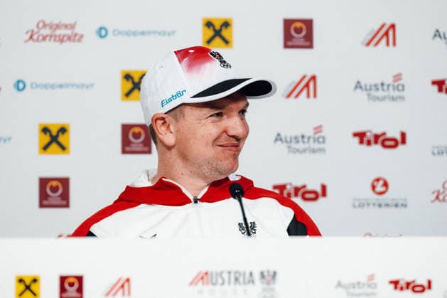OLYMPICS - Winter Olympic Games, Olympische Spiele, Olympia, OS Milano Cortina 2026 CORTINA D AMPEZZO,ITALY,05.FEB.26 - OLYMPICS, LUGE - Winter Olympic Games Milano Cortina 2026, Austria House, preview, singles, men, press conference, PK, Pressekonferenz Rodel Austria. Image shows Wolfgang Kindl (AUT) during an interview.  GEPAxpictures xAlexanderxSolc