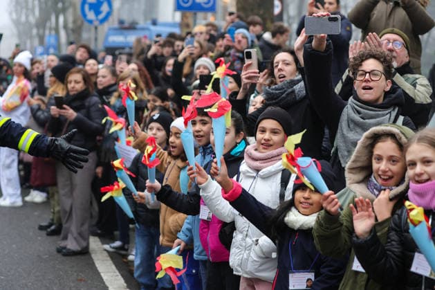 GIOCHI OLIMPICI - Olimpiadi Invernali Milano-Cortina 2026 - Olympic Flame Passage Milano Cortina 2026 - XXV Olympic Winter games, Winterspiele,Spiele, Summer games Sesto San Giovanni (MI) - Italy Thursday , February 5 , 2026 Journey of the Olympic Flame Milano Cortina 2026 to Milan Cortina D Ampezzo Italy  Copyright: xIPAxSport ABACAx