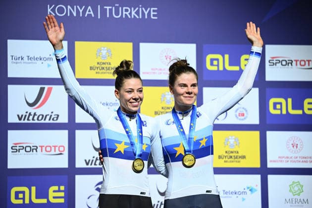 2026 UEC Track Elite European Championships Picture by Olly Hassell SWpix.com - 05 02 2026 - Cycling - 2026 UEC Track Elite European Championships - Konya Velodrome, Konya, Türkiye - Women™s Madison Podium - Lotte Kopecky (Belgium) and Shari Bossuyt (Belgium) receive the Gold Medals to become European Champions Konya Konya Velodrome Türkiye Copyright: x xSWpix.comx(t axPhotographyxHubxLtd)xOllyxHassell SWpix.comx SWP-3177-1031