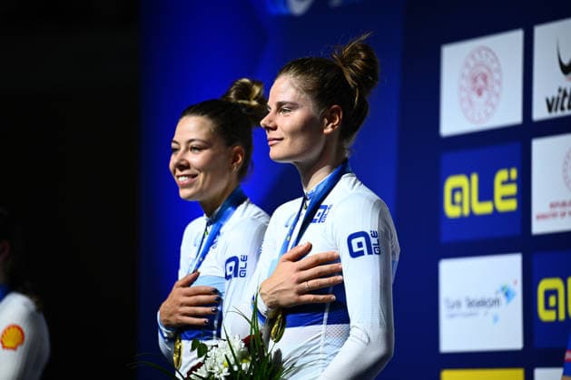 2026 UEC Track Elite European Championships Picture by Olly Hassell SWpix.com - 05 02 2026 - Cycling - 2026 UEC Track Elite European Championships - Konya Velodrome, Konya, Türkiye - Women™s Madison Podium - Lotte Kopecky (Belgium) and Shari Bossuyt (Belgium) receive the Gold Medals to become European Champions Konya Konya Velodrome Türkiye Copyright: x xSWpix.comx(t axPhotographyxHubxLtd)xOllyxHassell SWpix.comx SWP-3177-1034