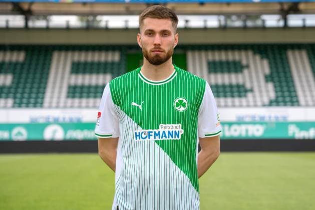 04 02 2026 SpVgg Greuther Fürth Kleeblatt Spielvereinigung 2 Soccer Bundesliga Season 2025 2026 Photo appointment Portrait appointment Presentation Press appointment Single photo Single photo Portrait Portrait Headshot Doni Edon Arifi 28, SpVgg Greuther Fürth