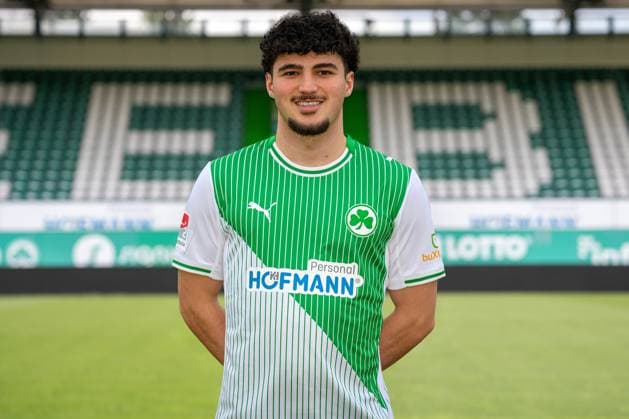 04 02 2026 SpVgg Greuther Fürth Kleeblatt Spielvereinigung 2 Soccer Bundesliga Season 2025 2026 Photo appointment Portrait appointment Presentation Press appointment Single photo Single photo Portrait Portrait Headshot Mehmet Avlayici 44, SpVgg Greuther Fürth