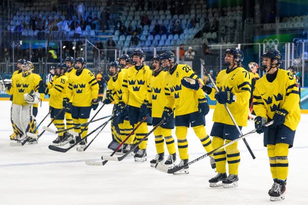 260205 Players of Sweden celebrate after the women s Ice hockey, Eishockey game between Sweden and Germany during day -1 of the 2026 Winter Olympics on February 5, 2026 in Milan. Photo: Carl Sandin BILDBYRAN kod CS CS0849 ishockey ice hockey Olympic Games, Olympische Spiele, Olympia, OS olympics winter olympics os ol olympiska spel vinter-os olympiske leker milano cortina 2026 milan cortina 2026 milano cortina 2026 olympic games milano cortina 2026 winter olympic games milano cortina-os milano cortina-ol vinter-ol -1 bbeng sverige tyskland jubel *** 260205 Players of Sweden celebrate after the women s ice hockey game between Sweden and Germany during day 1 of the 2026 Winter Olympics on February 5, 2026 in Milan Photo Carl Sandin BILDBYRAN kod CS CS0849 ishockey ice hockey olympic games olympics winter olympics os ol olympiska spel vinter os olympiske leker milano cortina 2026 milan cortina 2026 milano cortina 2026 olympic games milano cortina 2026 winter olympic games milano cortina os milano cortina ol vinter ol 1 bbeng sverige tyskland jubel  Copyright: CARLxSANDIN BB260205CS066