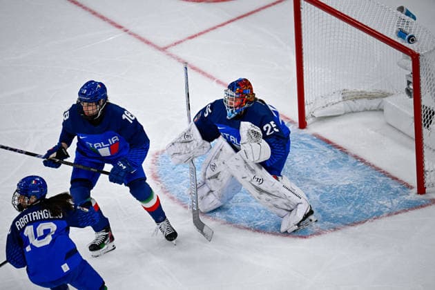 Winter Olympics - Ice hockey, Eishockey Women- France v Italy Martina Fedel (25) of Team Italy, Franziska Stocker (18) of Team Italy during the Ice Hockey Women s Preliminary Round Group B match between France and Italy at Milano Santagiulia Ice Hockey Arena as part of the Olympic Winter games, Winterspiele,Spiele, Summer games Milano Cortina 2026 on February 5, 2026 in Milan, Italy. Photo by JMP ABACAPRESS.COM Milan Italy  Copyright: xJMP ABACAx